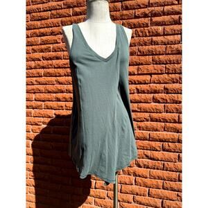 Lululemon sage green v-neck tank open front size large